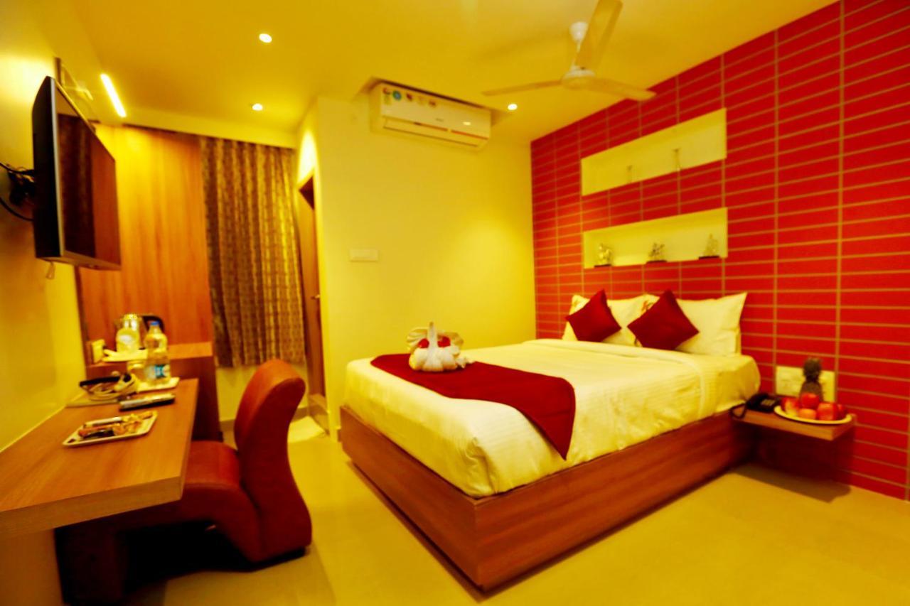Hotel Sai Krish Grand Chennai Exterior photo