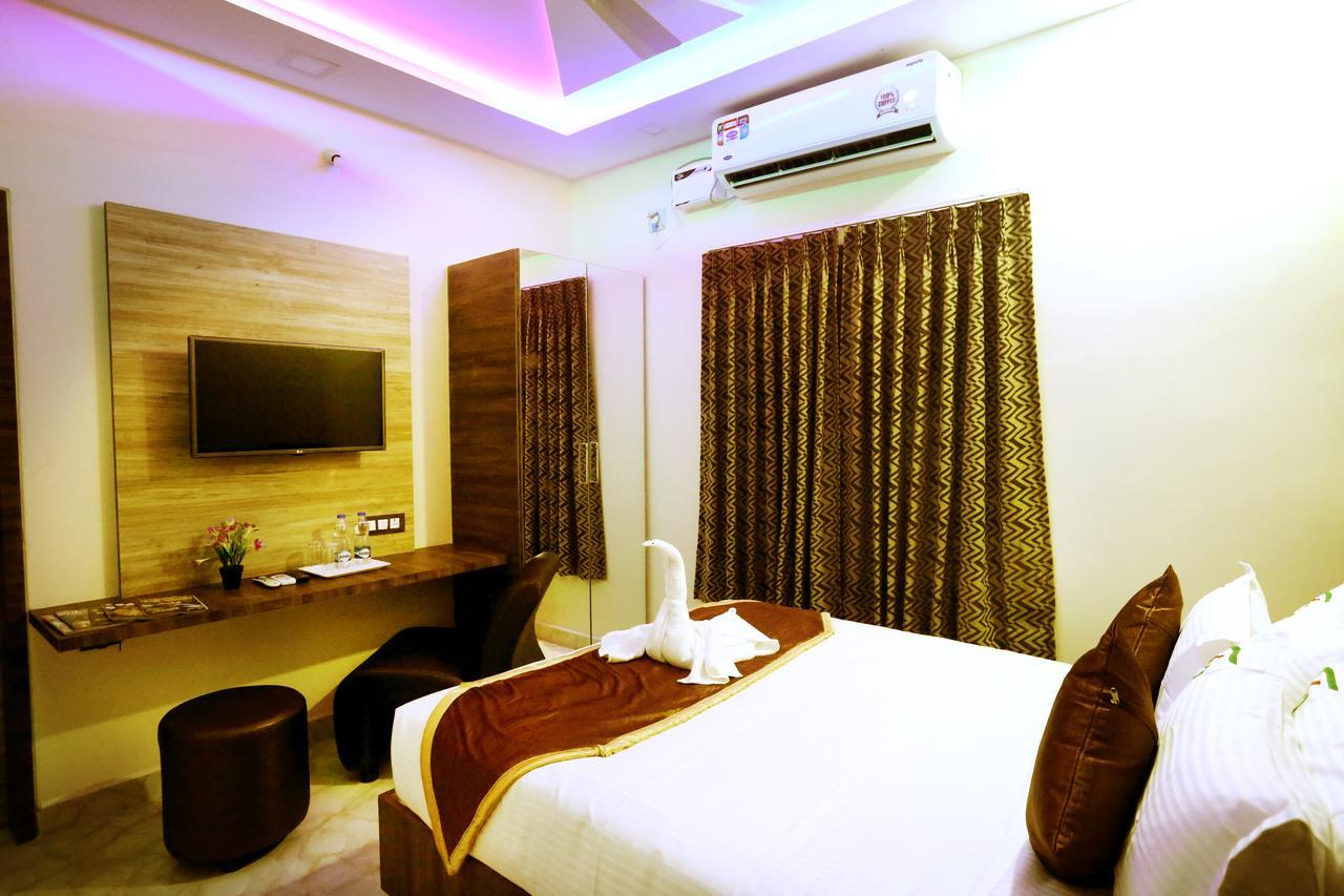 Hotel Sai Krish Grand Chennai Exterior photo