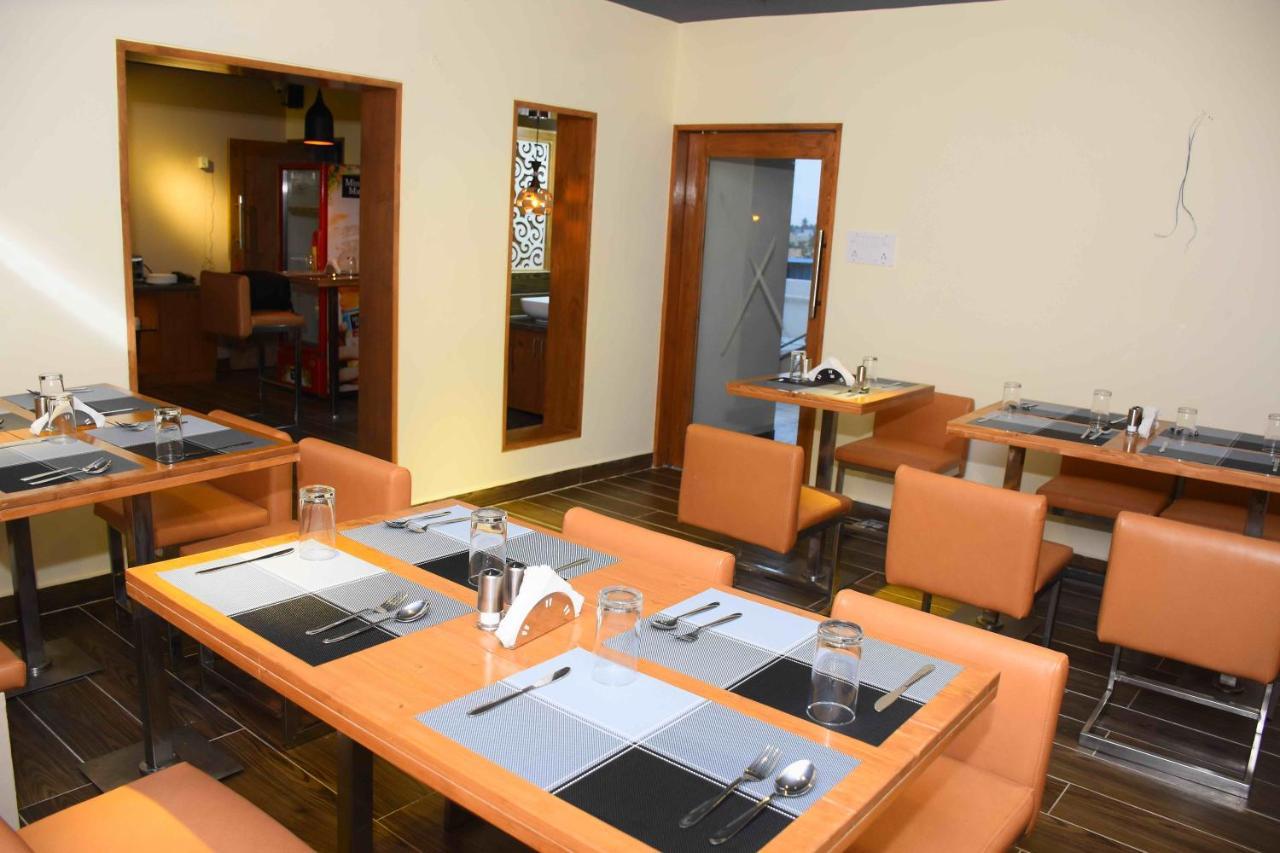 Hotel Sai Krish Grand Chennai Exterior photo