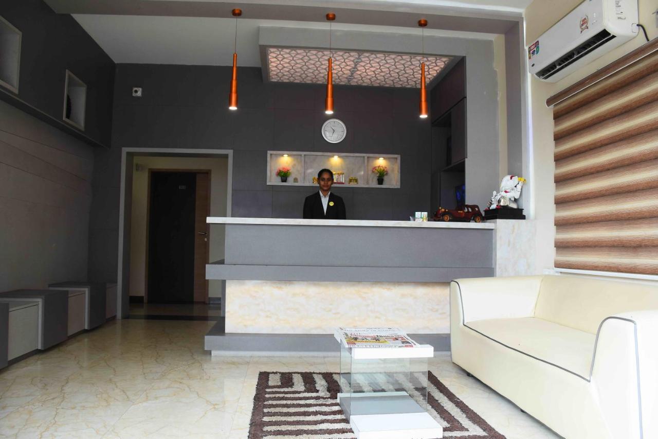 Hotel Sai Krish Grand Chennai Exterior photo